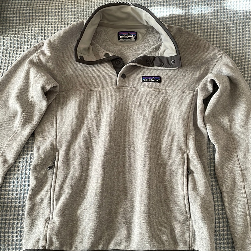 GRAY PATAGONIA FLEECE
